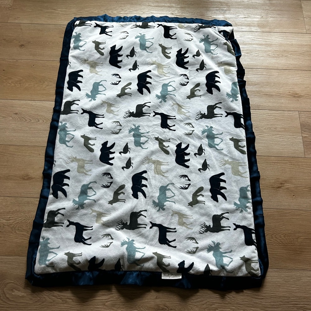 Minky Couture Tween Wildlife Blanket